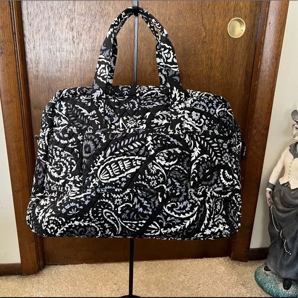 Vera Bradley Bags Nwt Vera Bradley Paisley Noir Medium Tote Bag Poshmark